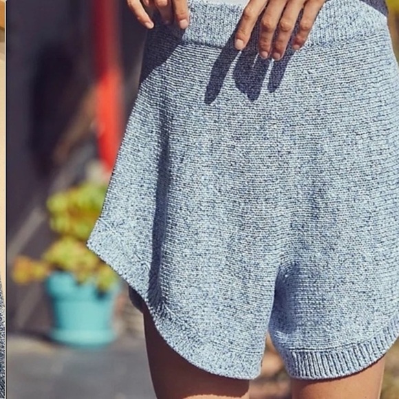 Free People Cruising Sweater Shorts Knit High Waisted Loose Blue Sz Medium New - Picture 6 of 11